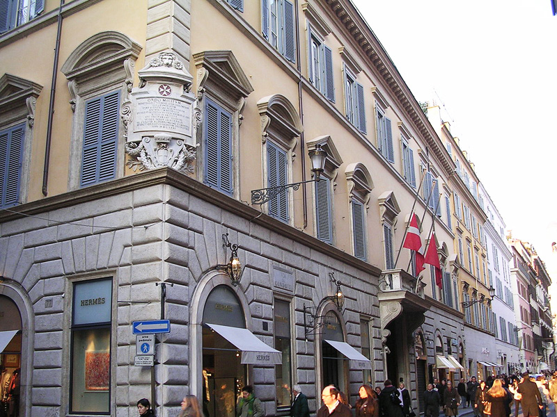 Het Palazzo di Malta aan de Via Condotti in Rome